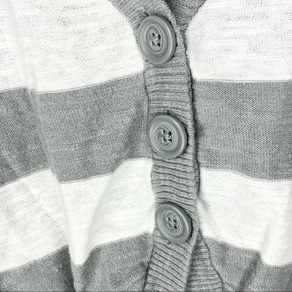 Arizona Jean Co Gray/White Stripe Sweater - Kids S - Picture 3 of 4